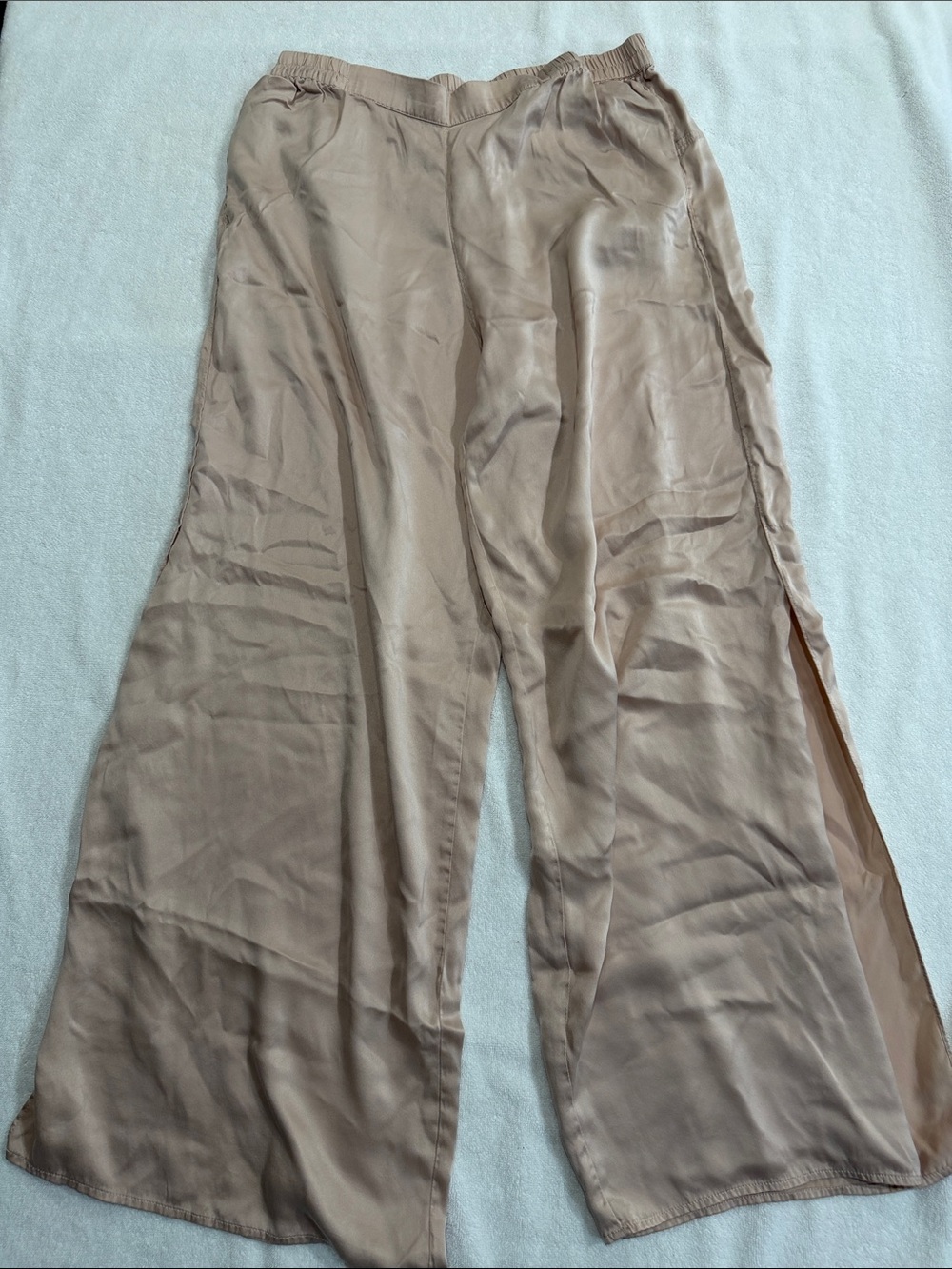Lunya ‘Good in Bed’ Wide-Leg Lounge Pants in Light Taupe 100% Silk (L)